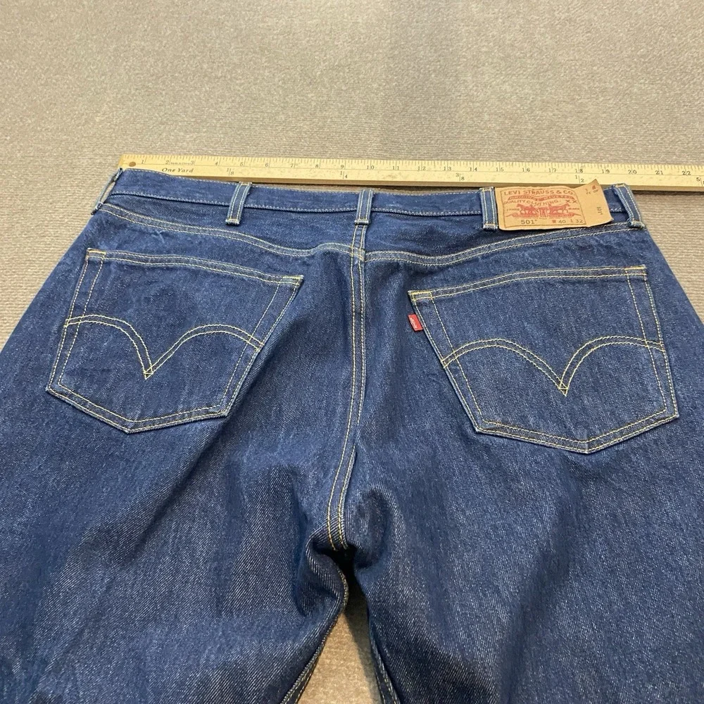 vtg Levis 501 Jeans Mens 40 Fits 39x30 Y2K Button Fly Blue Distressed‎ Denim 90s